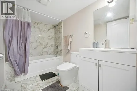127 Monarch Woods Drive Kitchener ON N2P 2Y9