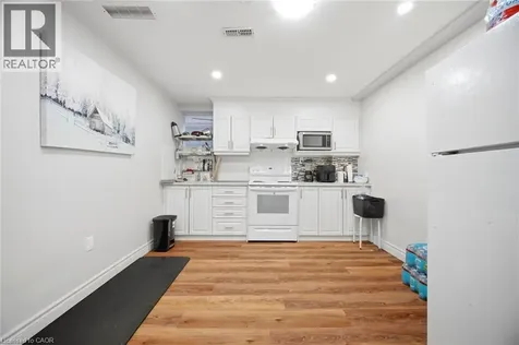 127 Monarch Woods Drive Kitchener ON N2P 2Y9