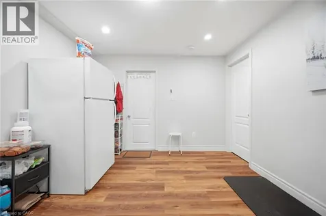 127 Monarch Woods Drive Kitchener ON N2P 2Y9