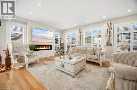 127 Monarch Woods Drive Kitchener ON N2P 2Y9