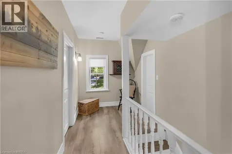 60 Dundas Street West Paris ON N3L 1G5