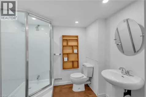 60 Dundas Street West Paris ON N3L 1G5