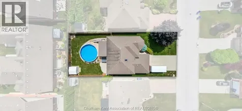 435 Fields Avenue Lasalle ON N9J 3S6