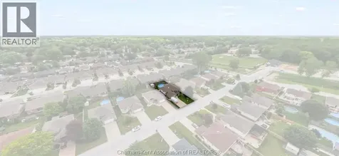 435 Fields Avenue Lasalle ON N9J 3S6
