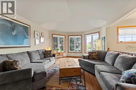 435 Fields Avenue Lasalle ON N9J 3S6