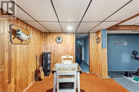 228 Golden Orchard Drive Hamilton ON L9C 6J7
