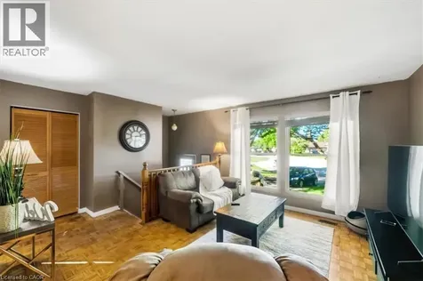 228 Golden Orchard Drive Hamilton ON L9C 6J7