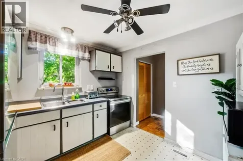 228 Golden Orchard Drive Hamilton ON L9C 6J7