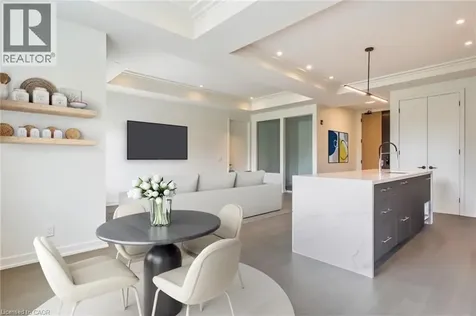 123 Maurice Drive Oakville ON L6K 2W6