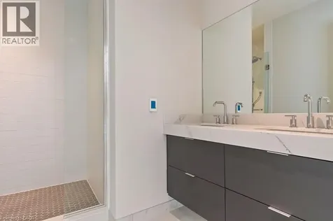 123 Maurice Drive Oakville ON L6K 2W6