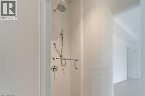 123 Maurice Drive Oakville ON L6K 2W6