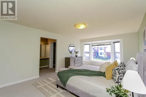 39 Huntings End Avenue Ottawa ON K2M 1R2