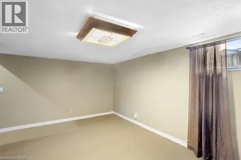 462 Springbank Avenue North Woodstock ON N4T 1K5
