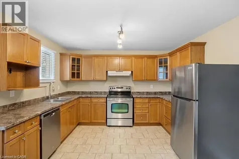 462 Springbank Avenue North Woodstock ON N4T 1K5