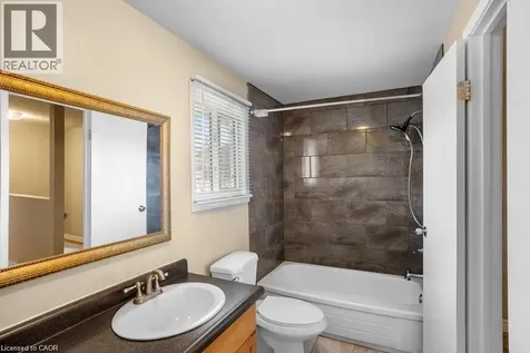 462 Springbank Avenue North Woodstock ON N4T 1K5