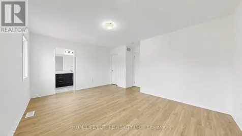 3262 Brigadier Avenue Pickering ON L1X 0T1