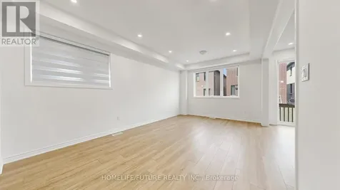 3262 Brigadier Avenue Pickering ON L1X 0T1