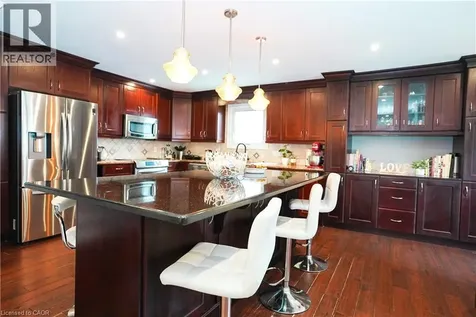 1266 Lakeview Drive Oakville ON L6H 2M8