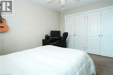 1266 Lakeview Drive Oakville ON L6H 2M8