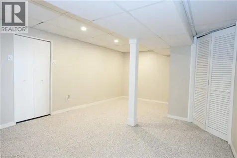 1266 Lakeview Drive Oakville ON L6H 2M8