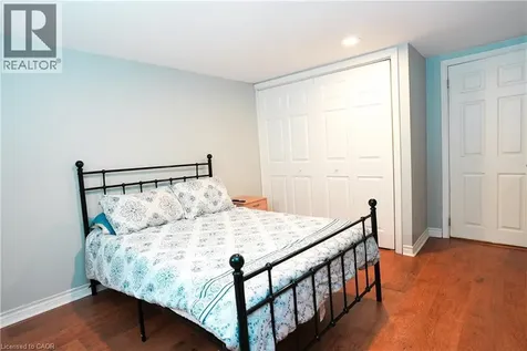 1266 Lakeview Drive Oakville ON L6H 2M8
