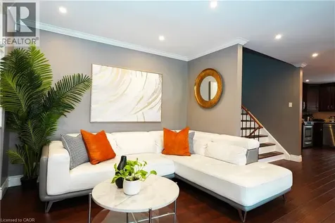 1266 Lakeview Drive Oakville ON L6H 2M8