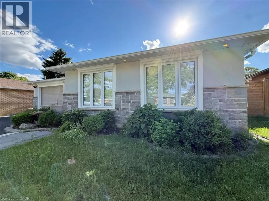 3135 Palmer Drive Burlington ON L7M 1L2