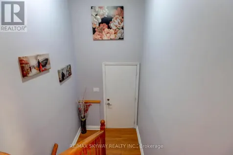 282B Brock Street West Uxbridge ON L9P 1G1