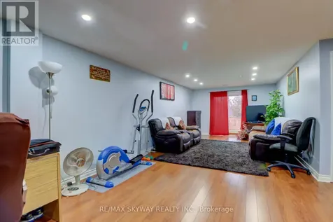 282B Brock Street West Uxbridge ON L9P 1G1