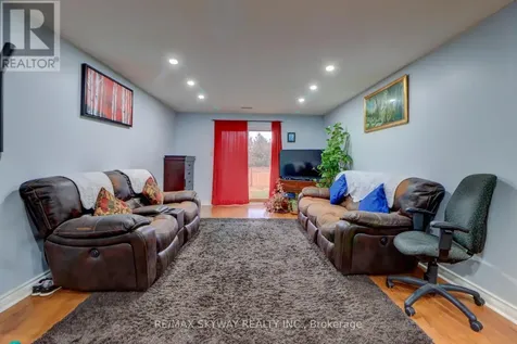 282B Brock Street West Uxbridge ON L9P 1G1