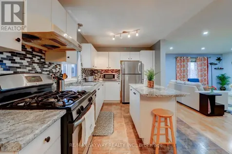 282B Brock Street West Uxbridge ON L9P 1G1