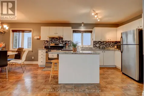 282B Brock Street West Uxbridge ON L9P 1G1