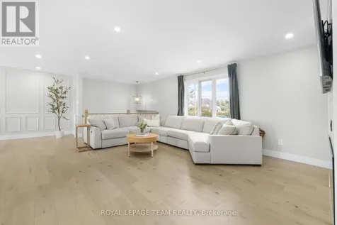 1386 Johnston Drive Ottawa ON K4P 1A6
