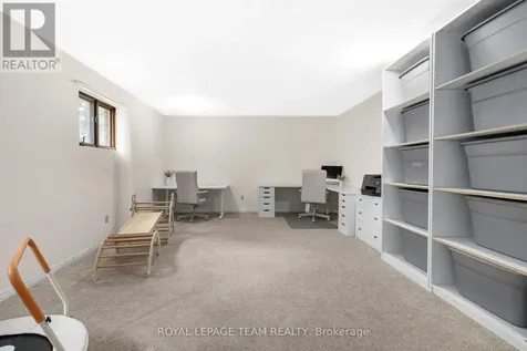 1386 Johnston Drive Ottawa ON K4P 1A6
