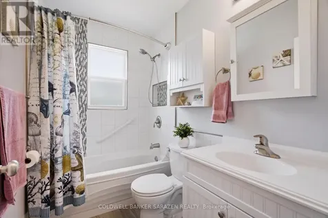 79 St Claire Avenue Ottawa ON K2G 2A5