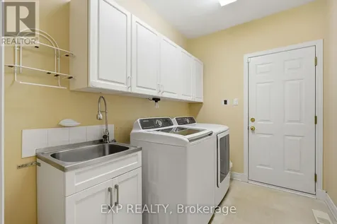 3694 Twin Falls Place Ottawa ON K1V 1W6