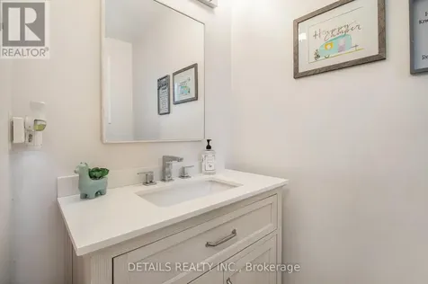 13 Willowview Way Ottawa ON K2J 2P7