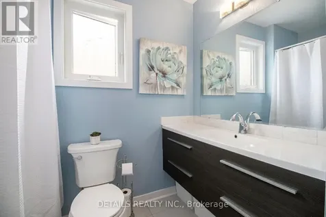 13 Willowview Way Ottawa ON K2J 2P7