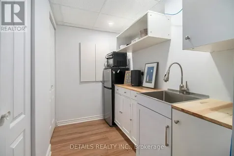 13 Willowview Way Ottawa ON K2J 2P7