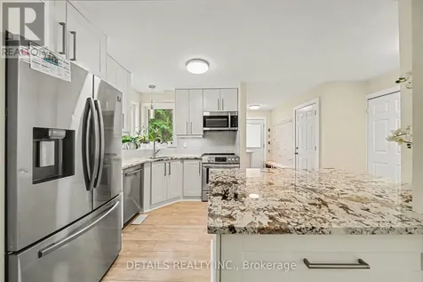 13 Willowview Way Ottawa ON K2J 2P7