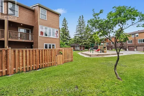 2139 Eric Crescent Ottawa ON K1B 4P5