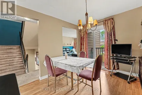 2139 Eric Crescent Ottawa ON K1B 4P5