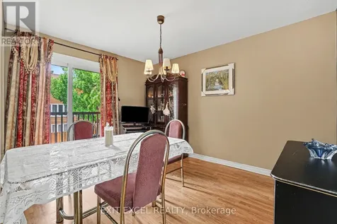 2139 Eric Crescent Ottawa ON K1B 4P5