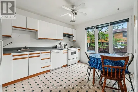 2139 Eric Crescent Ottawa ON K1B 4P5