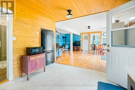 6235 Maple Avenue South Glengarry ON K0C 1N0
