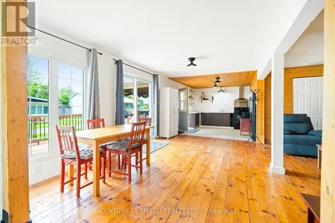6235 Maple Avenue South Glengarry ON K0C 1N0