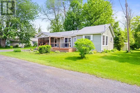 6235 Maple Avenue South Glengarry ON K0C 1N0