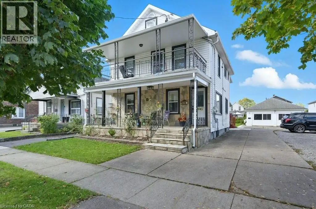 111 Mcalpine Avenue South Welland ON L3B 1T7