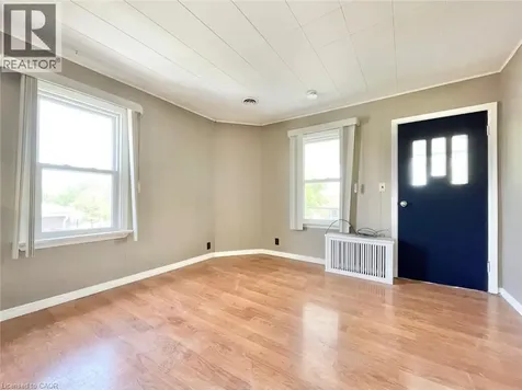 111 Mcalpine Avenue South Welland ON L3B 1T7