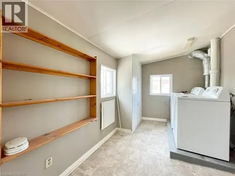 111 Mcalpine Avenue South Welland ON L3B 1T7